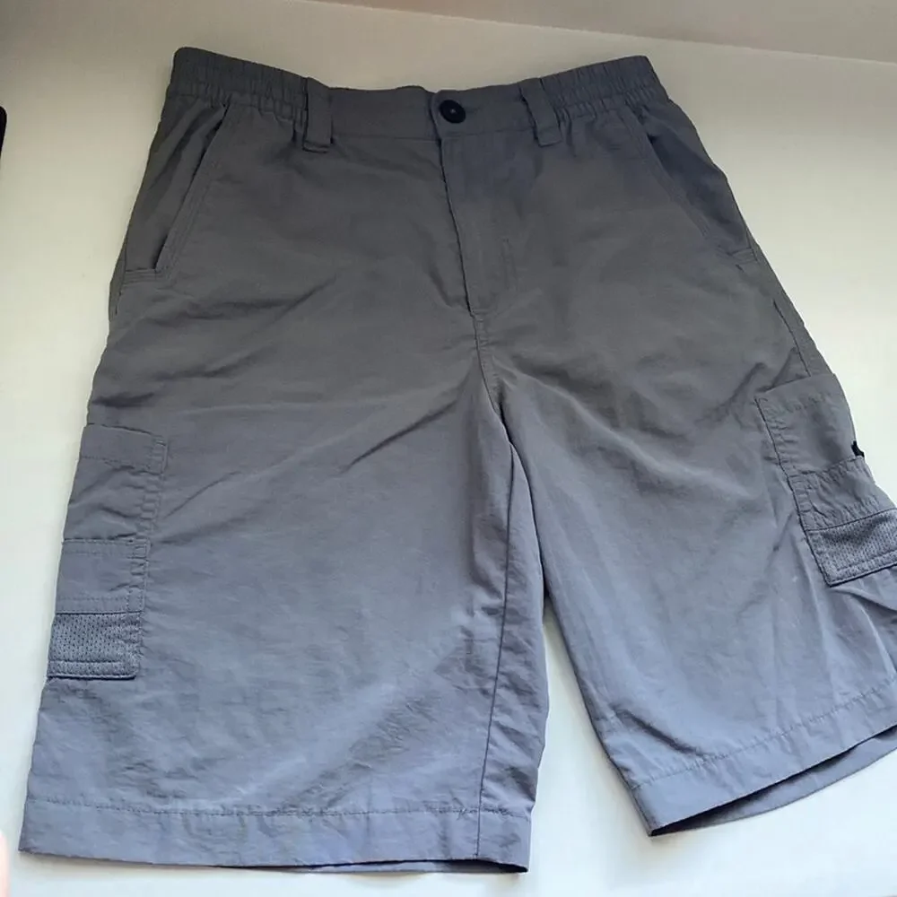 NWOT Magellan Outdoors Boys Shorts Fish Gear Water repellent size Large Grey